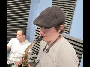 Rex Gregory playing at WWOZ with Stephen Gordon on drums. Photo by D. Barracks.